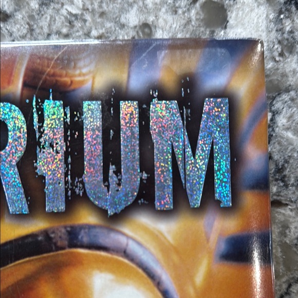 DK Egyptorium Book with Gold Cover - Picture 4 of 16